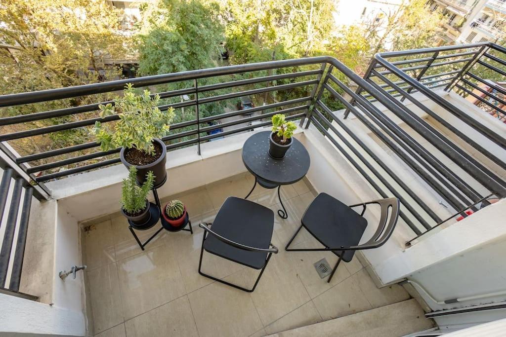 Cozy Corner Apartment เทสซาโลนิกิ ภายนอก รูปภาพ